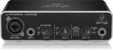 Behringer UMC22 interfész/hangkártya, 2-be/2-ki, Midas mikrofon-előerősítővel, USB