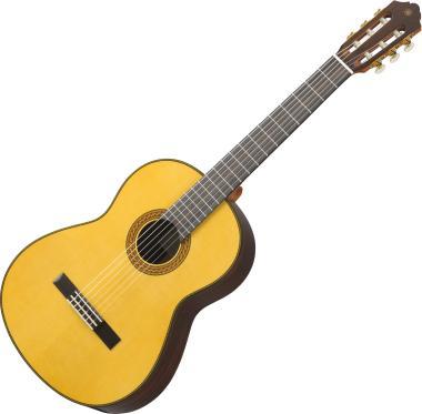 Yamaha 4/4 klasická kytara CG192S
