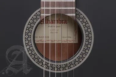 Alhambra ALH-Black Satin CW EZ Gitár, fekete