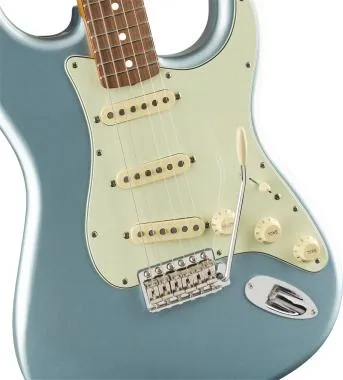 Fender Vintera '60s Stratocaster PF Ice Blue Metallic elektromos gitár