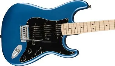 Squier Affinity Series elektromos gitár, Stratocaster forma, Lake Placid Blue színben