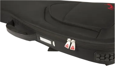 Fender FB620 basszus gitártok