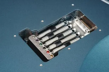 Ibanez AZ2203N-ATQ elektromos gitár