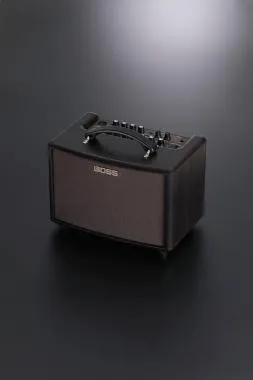 BOSS AC-22LX akusztikus gitárerősítő
