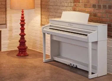 Kawai CA701W digitális zongora, 88 billentyűs kalapácsmechanika, 256 hang polifónia, Bluetooth, fehér