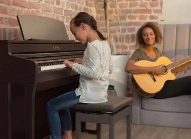 Kawai CA501B digitális zongora, 88 billentyűs kalapácsmechanika, 256 hang polifónia, Bluetooth, fekete