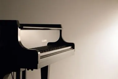 Kawai GL-10 M/PEP akusztikus zongora, 88 billentyű, 152cm hosszú, fényes fekete