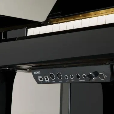 Kawai K-500ATX4 M/PEP akusztikus pianínó, ATX4 hibrid rendszer, 88 billentyű, 130cm magas, fényes fekete
