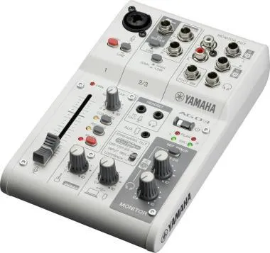 Yamaha AG03MK2 keverő (fehér)