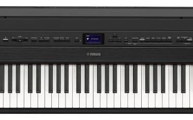Yamaha P-525B digitális zongora fekete színben