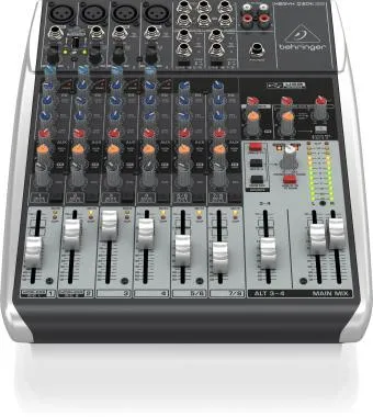 Behringer Q1204USB keverő, analóg, 12 bemenet, 2/2-bus, mikrofon-előerősítő, kompresszor, EQ, USB