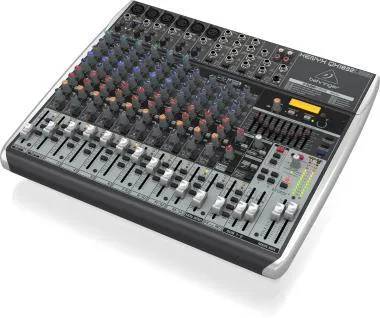 Behringer QX1832USB keverő, analóg, 18 bemenet, 3/2-bus, mikrofon-előerősítő, kompresszor, EQ, USB