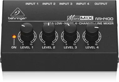 Behringer MX400 ultra alacsony zajszintű 4 csatornás vonalkeverő