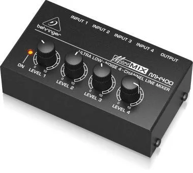 Behringer MX400 ultra alacsony zajszintű 4 csatornás vonalkeverő