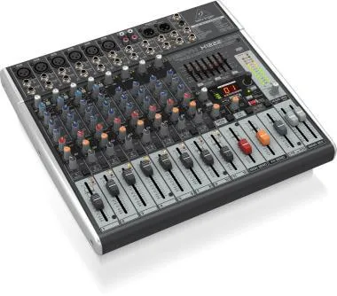 Behringer X1222USB keverő, analóg, 16 bemenet, 2/2-bus, mikrofon-előerősítő, kompresszor, EQ, USB
