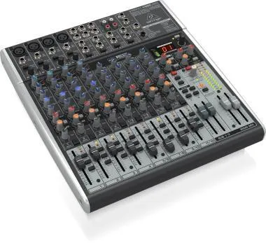 Behringer X1622USB keverő, analóg, 16 bemenet, 2/2-bus, mikrofon-előerősítő, kompresszor, EQ, USB