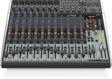 Behringer X2222USB keverő, analóg, 22 bemenet, 2/2-bus, mikrofon-előerősítő, kompresszor, EQ, USB