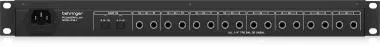 Behringer P16-I 19\'\' bemeneti modul, 16 csatorna, analóg és ADAT optikai bemenetek