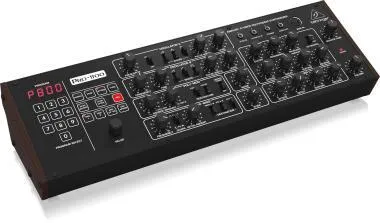 Behringer PRO-800 szintetizátor, analóg, 8 hang, VCO, VCF, arpeggiátor, szekvenszer, Eurorack formátum