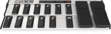 Behringer FCB1010 ultra-flexibilis MIDI lábvezérlő 2 expression pedállal és MIDI Merge funkcióval