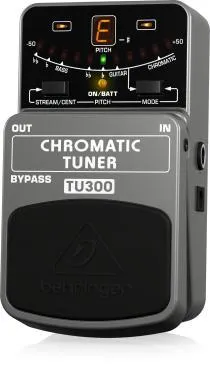 Behringer TU300 gitár kiegészító, gitár/basszusgitár hangoló