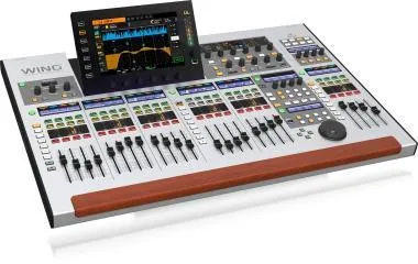 Behringer WING keverő, digitális, 48 csatorna, 28 bus, 24 fader, 10\