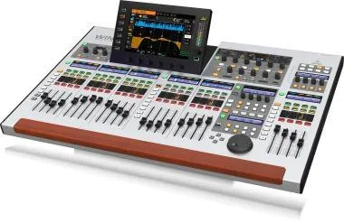 Behringer WING keverő, digitális, 48 csatorna, 28 bus, 24 fader, 10\