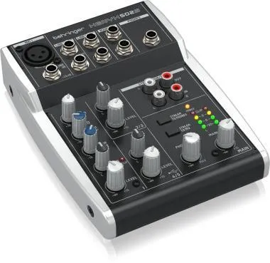 Behringer XENYX 502S keverő, analóg, 5 bemenet, USB streaming interfész