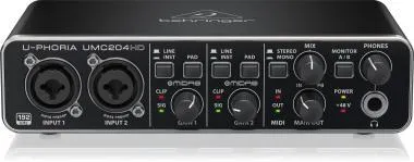 Behringer UMC204HD interfész/hangkártya, 2-be/4-ki, 24-Bit/192 kHz, Midas mikrofon-előerősítők, USB