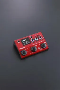 BOSS VE-22 ének effekt processzor, LCD kijelző, 99 memória, beépített looper