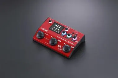 BOSS VE-22 ének effekt processzor, LCD kijelző, 99 memória, beépített looper