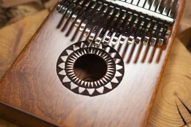 Meinl KA17SU Meinl KA17SU Sound Hole Designer Sun kalimba