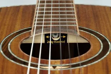 Ortega RE30TH-ACA 30th Anniversary 4/4 -es elektro-klasszikus gitár + tok