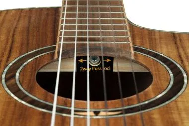 Ortega RCE30TH-ACA 30th Anniversary 4/4 -es elektro-klasszikus gitár + tok