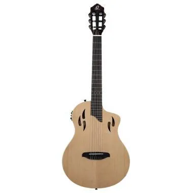 Ortega RTPSTD-NAT TourPlayer DeLuxe nylon húros gitár 6 húros lucfenyő natúr + tok