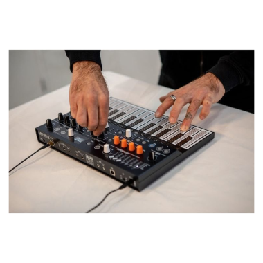 Arturia ART570101 MICROFREAK