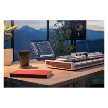 Arturia ART231521 KeyLab Essential mk3 49 White