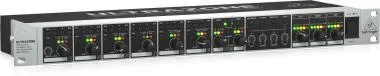 Behringer ZMX8210 V2 keverő, analód, rack, 8 csatorna, 3-buss, zónakeverő, távirányító, link portok