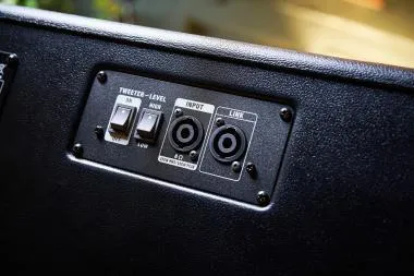 BOSS KTN-C112B BOSS KATANA Cabinet 112B basszusgitár hangláda