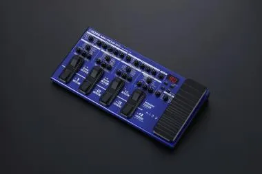 BOSS ME-90B basszusgitár multieffekt pedál