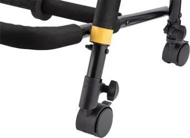 Hercules GS523B PLUS Gitárállvány három gitár részére, kerekekkel