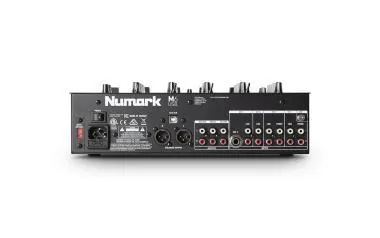 Numark M6USB DJ keverő, 4 ch, 4 line, 2 phono, USB