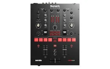Numark Scratch DJ keverő, 2 ch, 2 line, 2 phono, 1 mic / USB, Serato DJ Pro + DVS