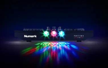 Numark Party Mix Live DJ kontroller, 2 ch, 8 pad, Touch Jog, Serato DJ Lite, LED-effekt, hangszóró