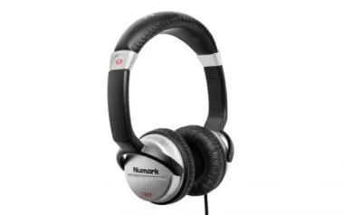 Numark HF125 fejhallgató, DJ, belépő szint, 40mm mylar hangszóró, állítható fejpánt