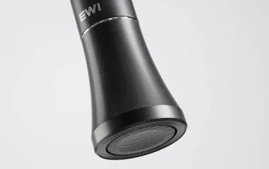 Akai Pro EWI Solo elektronikus fúvós szintetizátor, 200 hang, hangszóró, akkumulátor