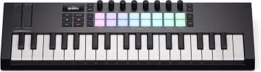 Novation Launchkey Mini 37 MK4 Hatékony, 37 hangjegyes mini vezérlőbillentyűzet az összes főbb DAW-h