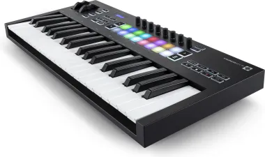 Novation Launchkey 37 MK4 MIDI kontroller, 37 billentyű, 16 RGB PAD, 8 encoder