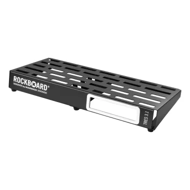 RockBoard RBO B 3.1 TRES B Pedálboard táskával, alumínium, könnyű, nyílásos kialakítás