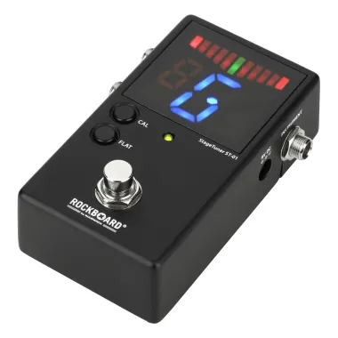 RockBoard RBO E ST 01 V2 Kromatikus pedálhangoló, LED kijelző, True Bypass, Hangolási funkció